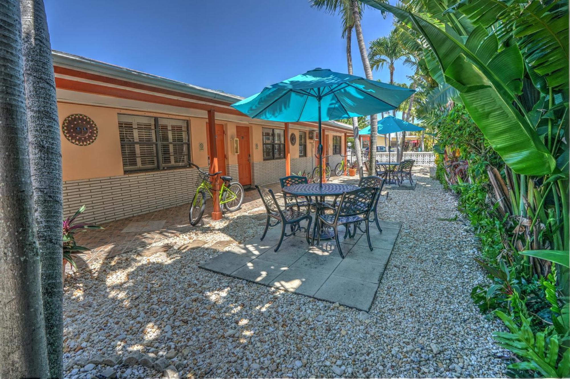 Готель Sea Garden By The Sea Lauderdale-by-the-Sea Екстер'єр фото